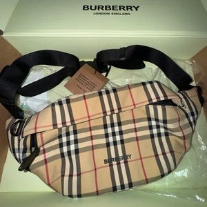 Burberry Sonny belt bag